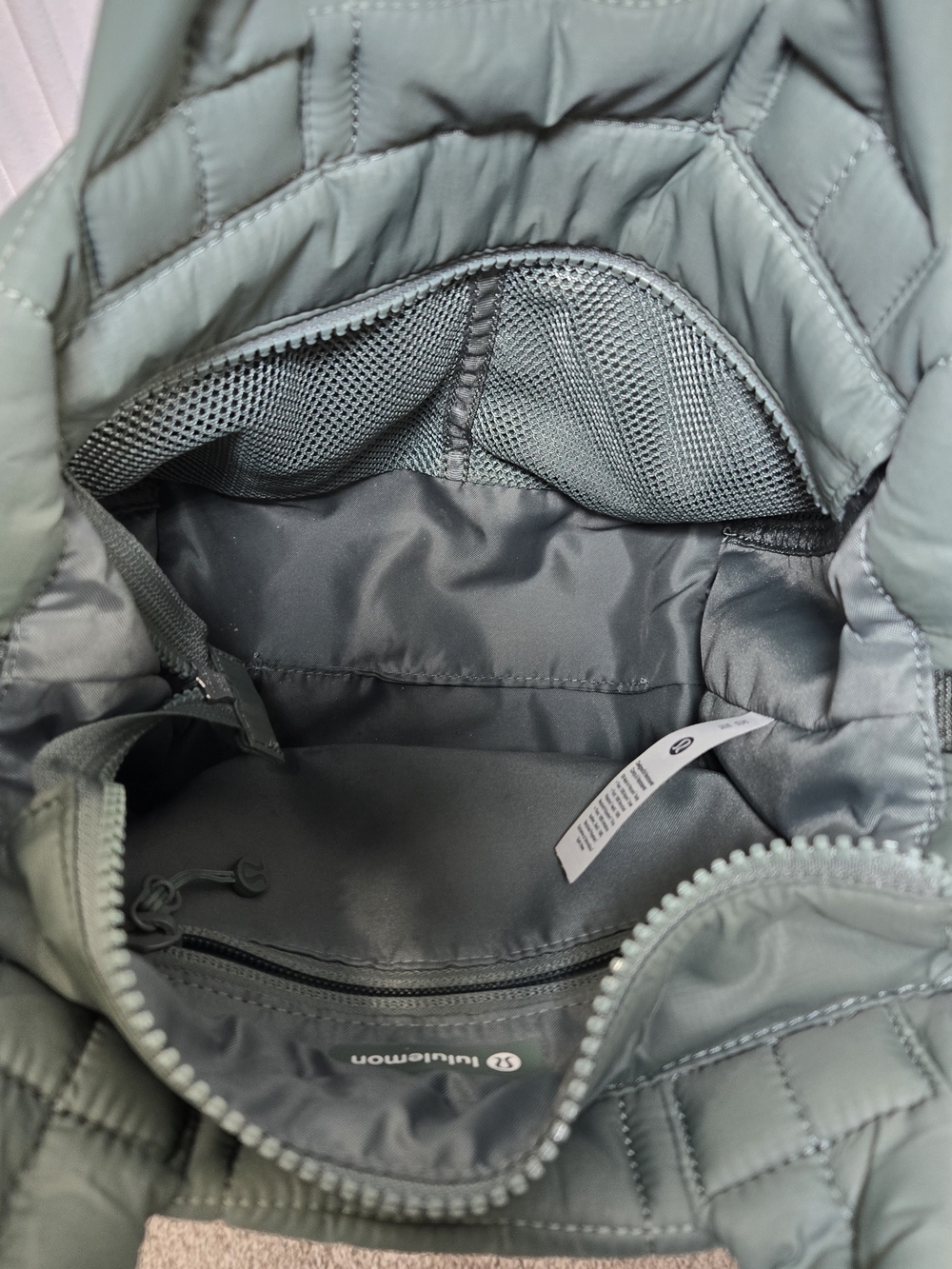 Lululemon Quilted Grid Tote Crossbody Bag 2XL - Olive Green - Picture 4 of 5